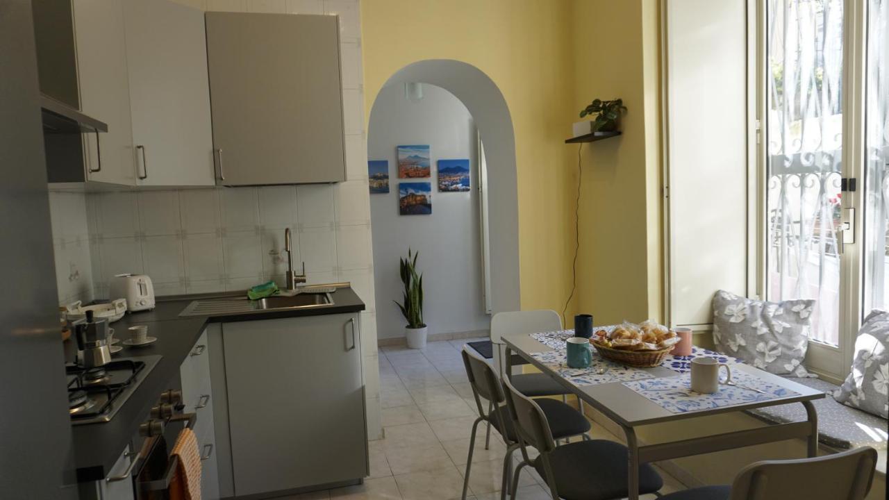 Holiday Home Deldec Наполи Екстериор снимка