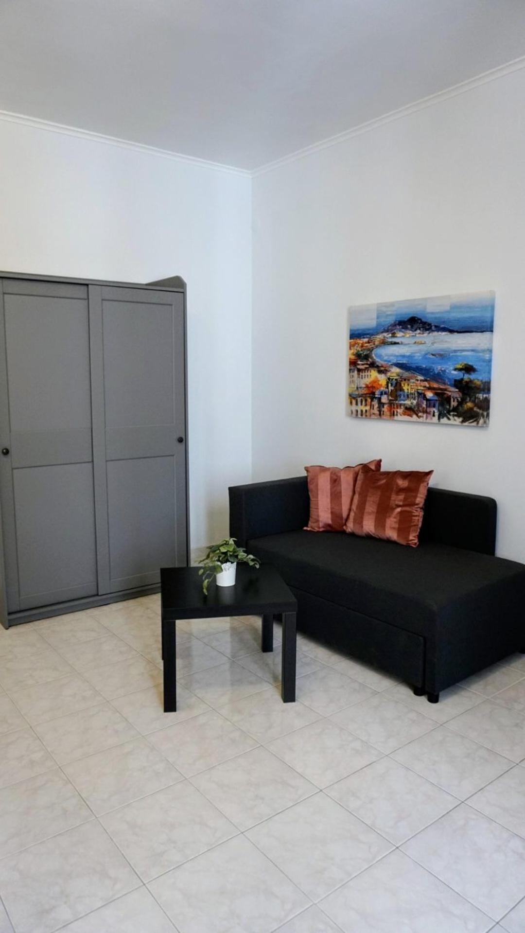 Holiday Home Deldec Наполи Екстериор снимка